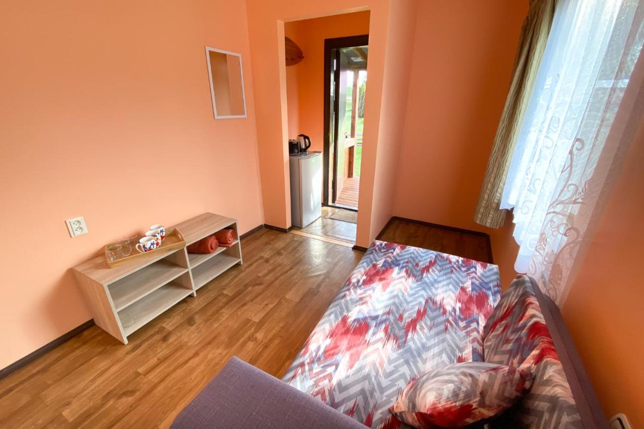 Ergli Otel Bernāti Dış mekan fotoğraf
